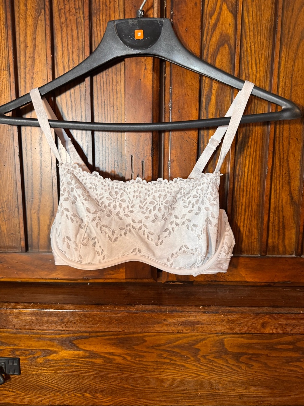 Victoria's Secret Lace-Trim Bralette in White